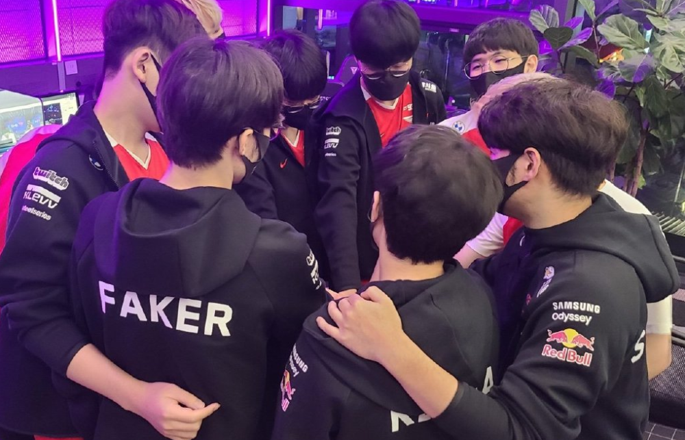 综合来看 综合来看