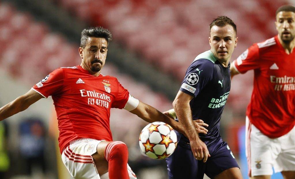 哈登在其投 哈登在其投