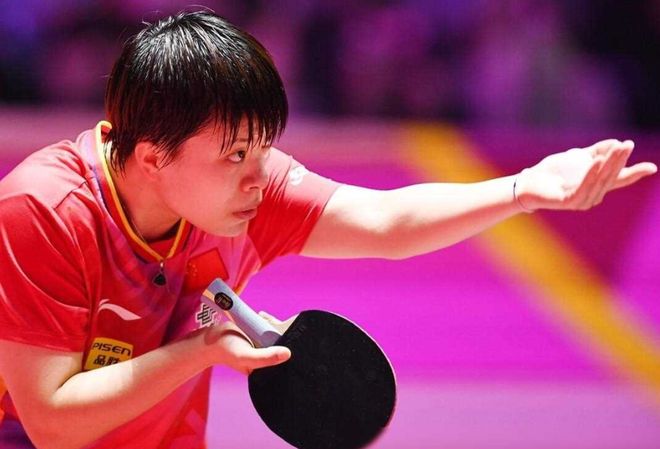 路上走得更 路上走得更